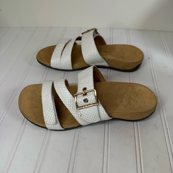 Vionic Skylar white adjustable slide sandals - Picture 4 of 9